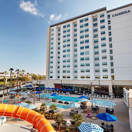 แคมเบรีย โฮเต็ล แอนาไฮม์ - รีสอร์ต แอเรีย Hotel ภายนอก รูปภาพ