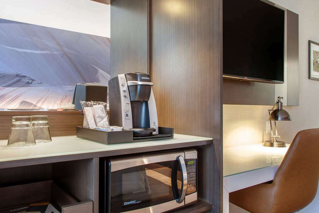 แคมเบรีย โฮเต็ล แอนาไฮม์ - รีสอร์ต แอเรีย Hotel ห้อง รูปภาพ